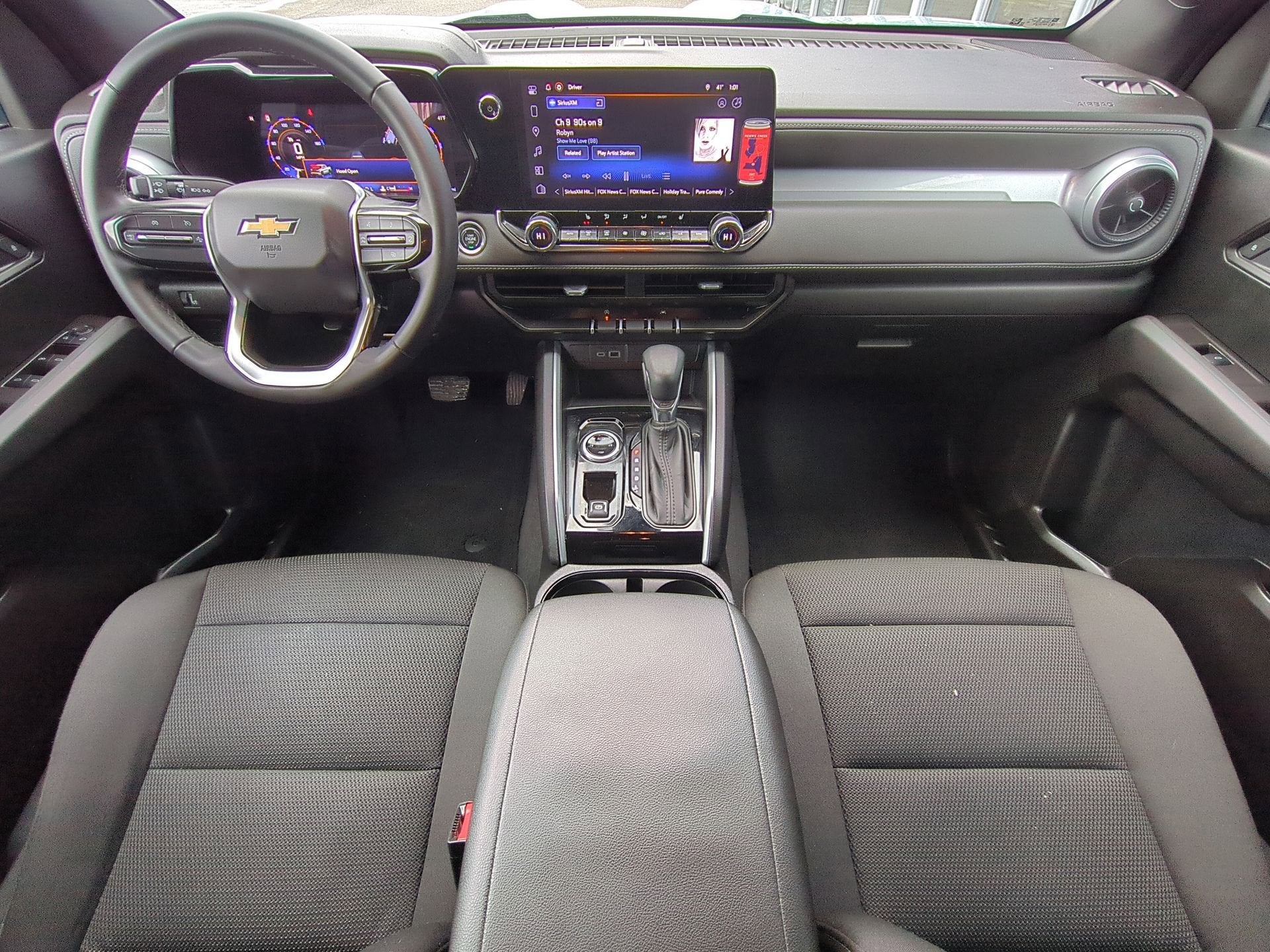 2025 Chevrolet Colorado WT/LT