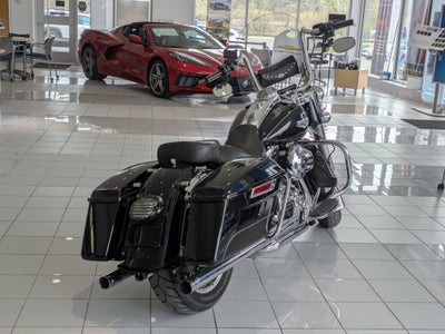2014 Harley-Davidson Road King Base