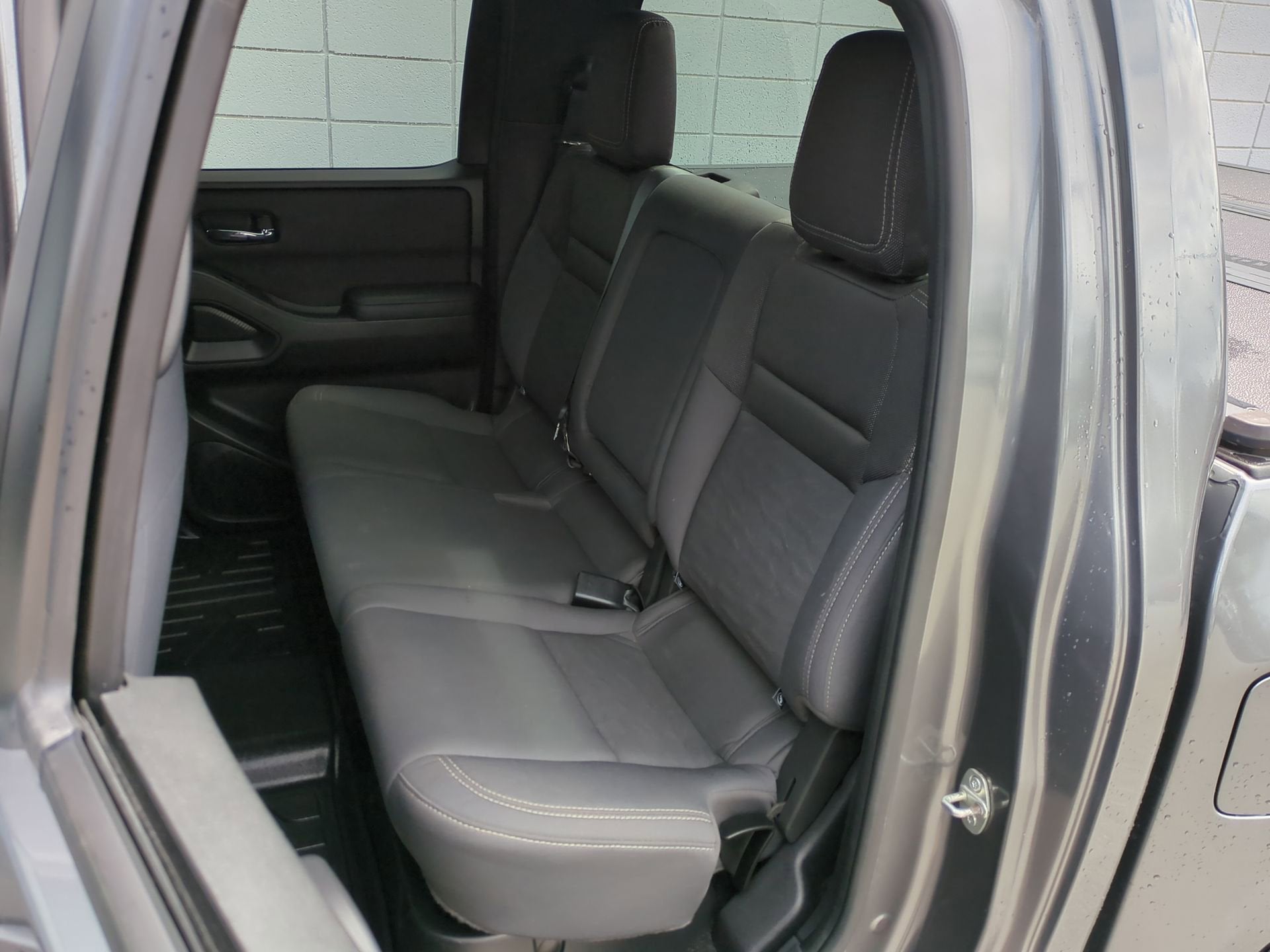 2023 Nissan Frontier Crew Cab SV 4x4