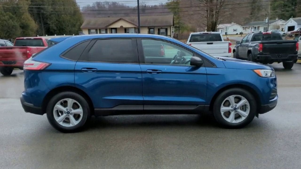 2020 Ford Edge SE