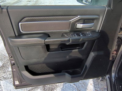 2025 RAM 3500 Big Horn Crew Cab 4x4 6'4" Box