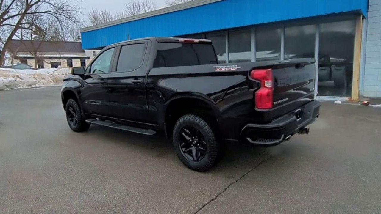 2022 Chevrolet Silverado 1500 Custom Trail Boss