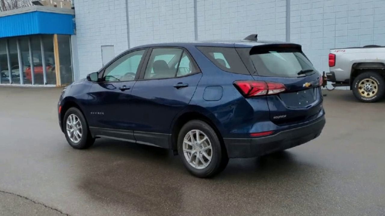 2023 Chevrolet Equinox LS