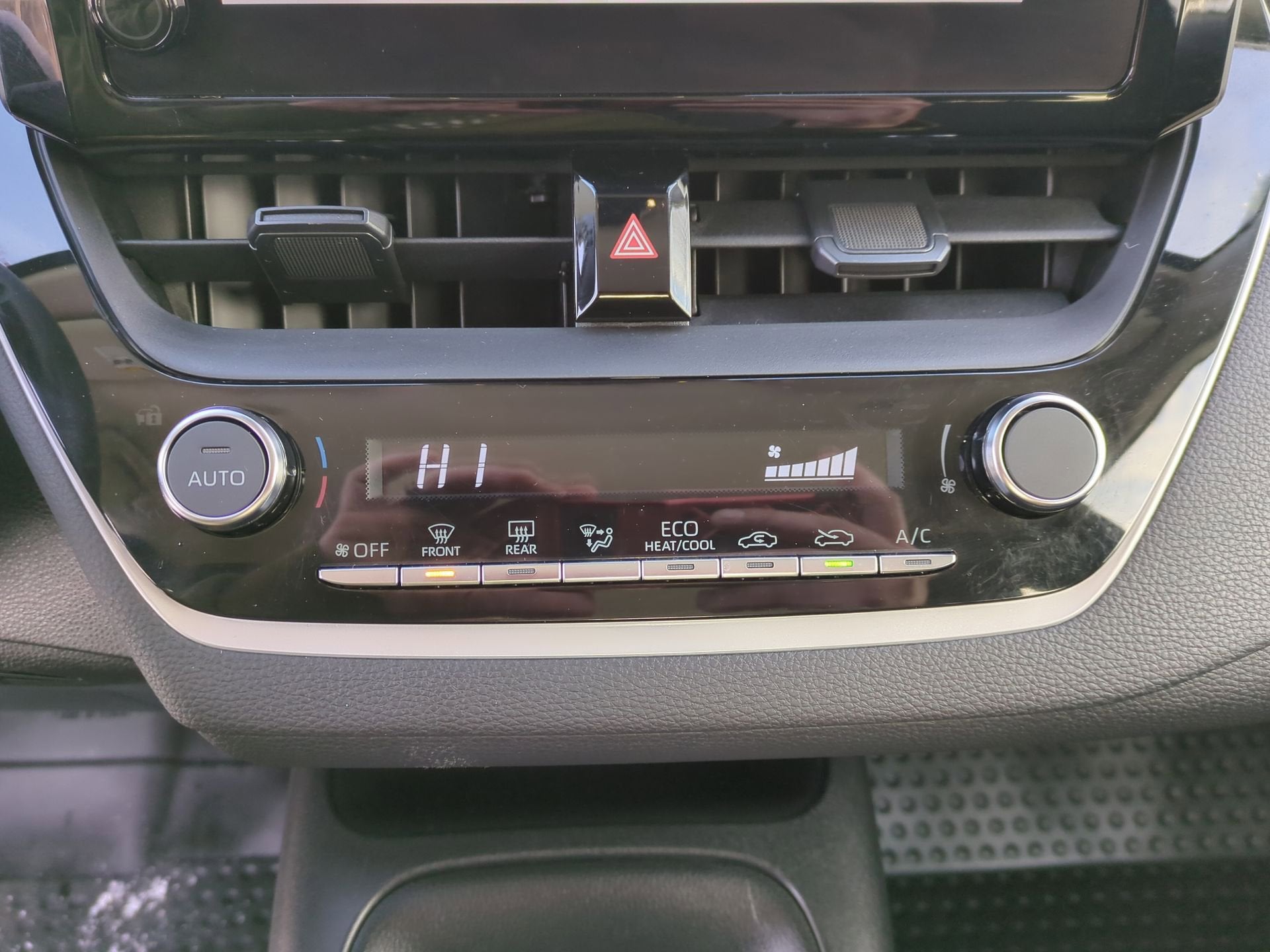 2023 Toyota Corolla Hybrid LE