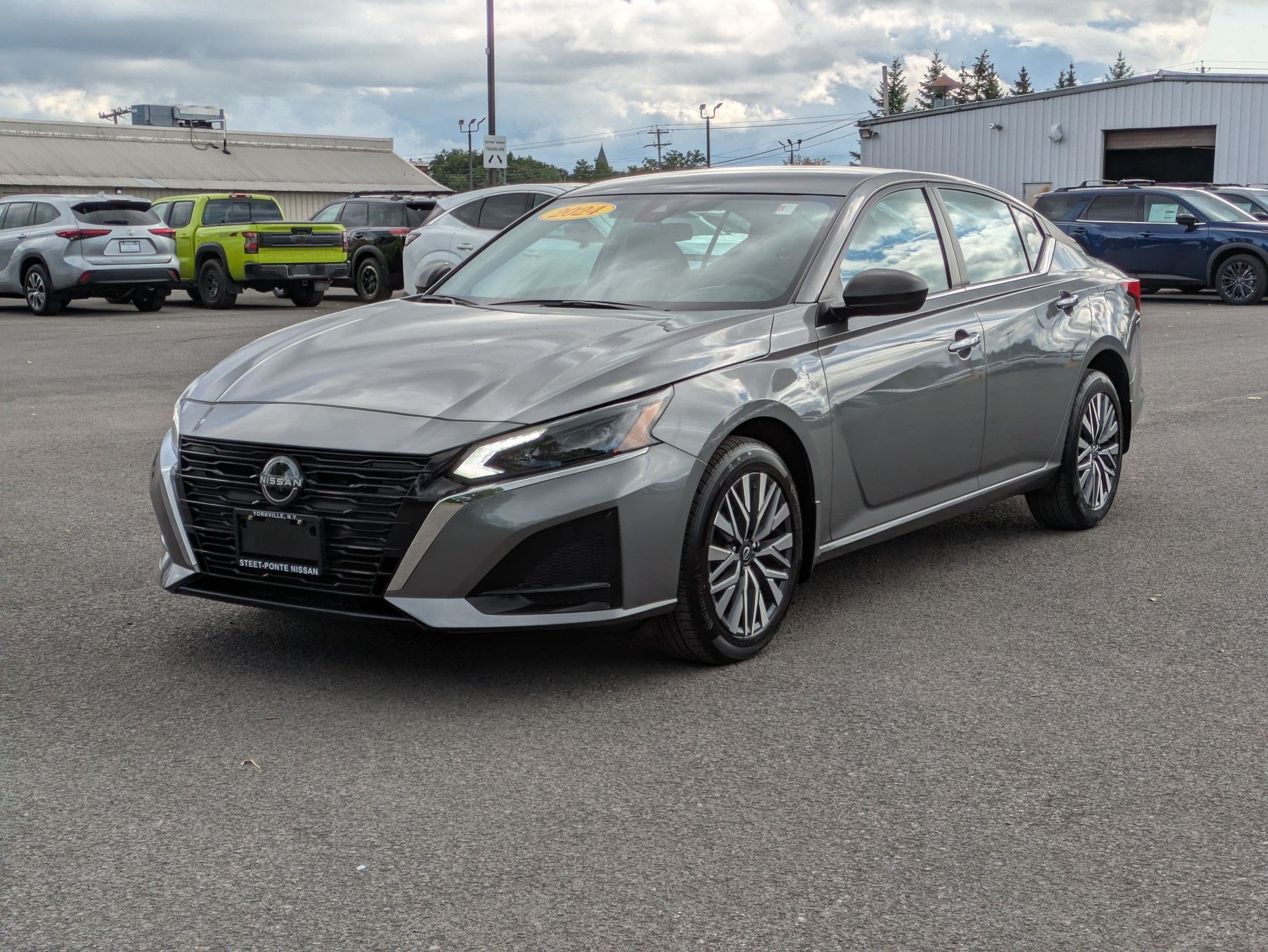 2024 Nissan Altima 2.5 SV