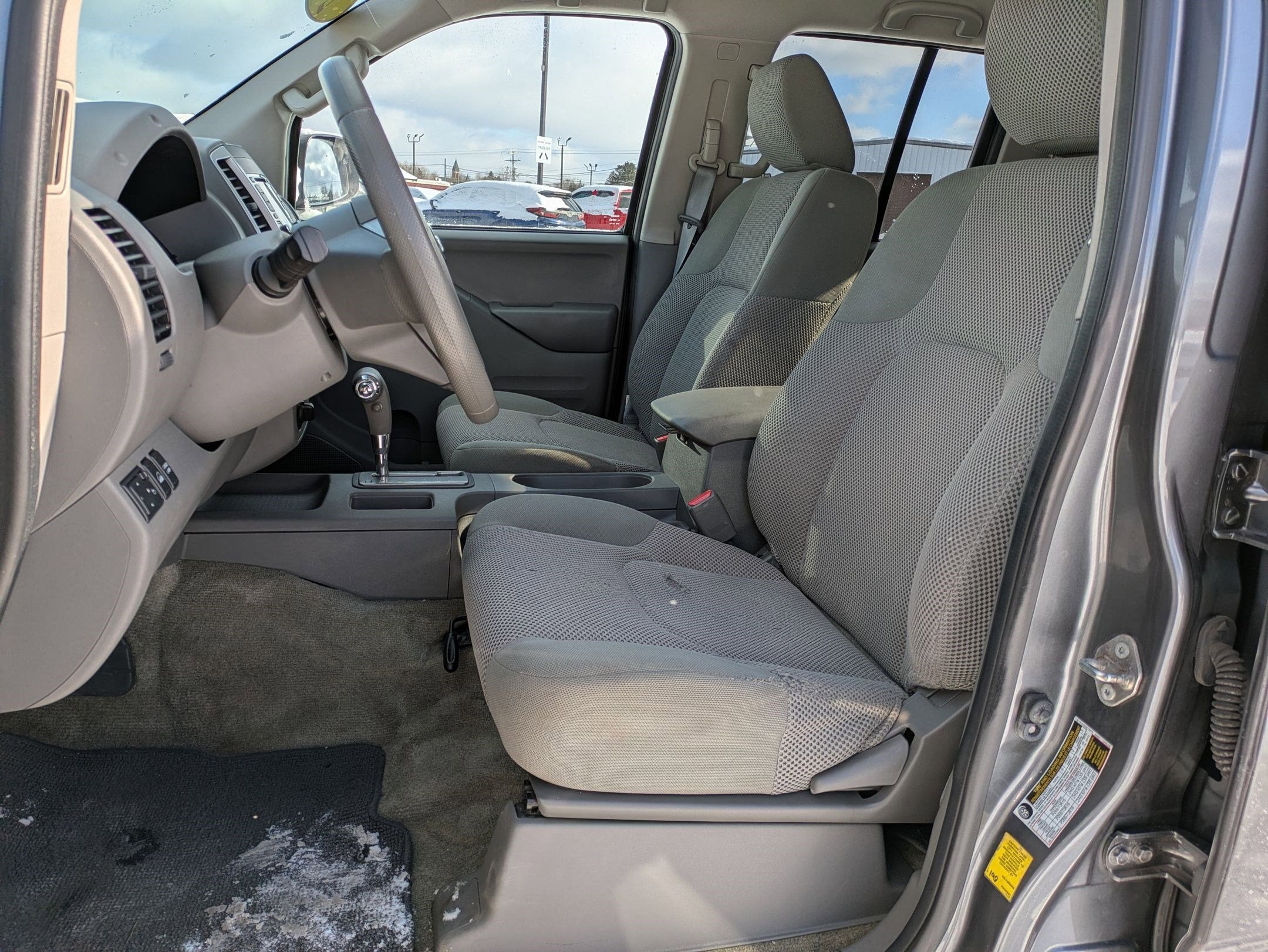 2016 Nissan Frontier SV