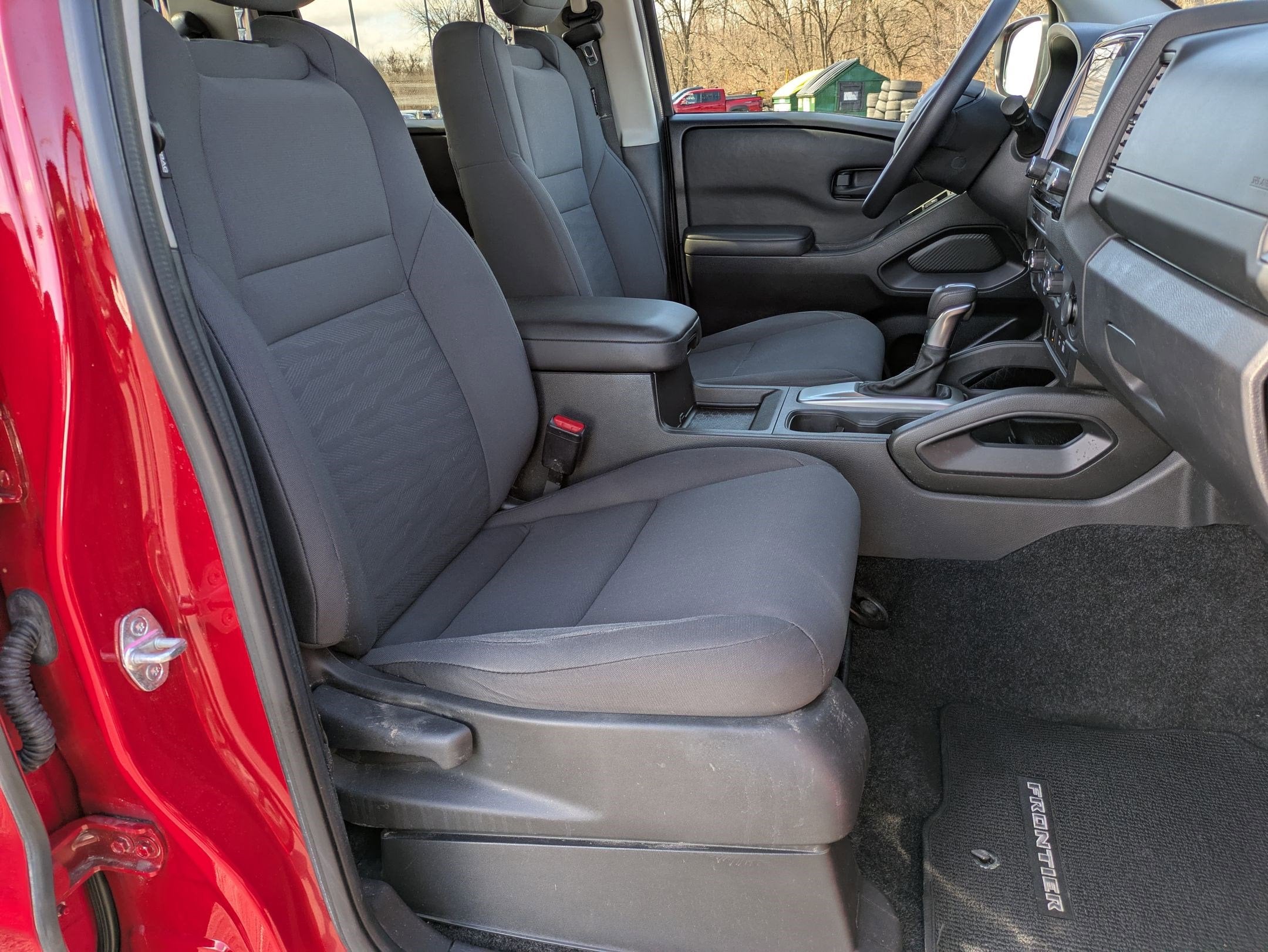 2023 Nissan Frontier S