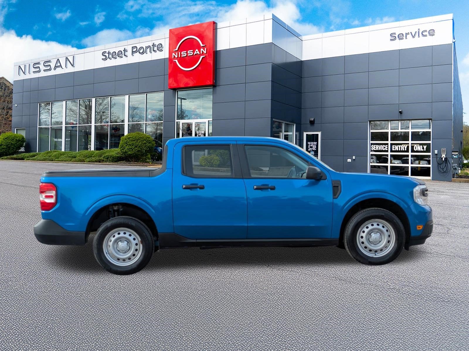 2022 Ford Maverick XL