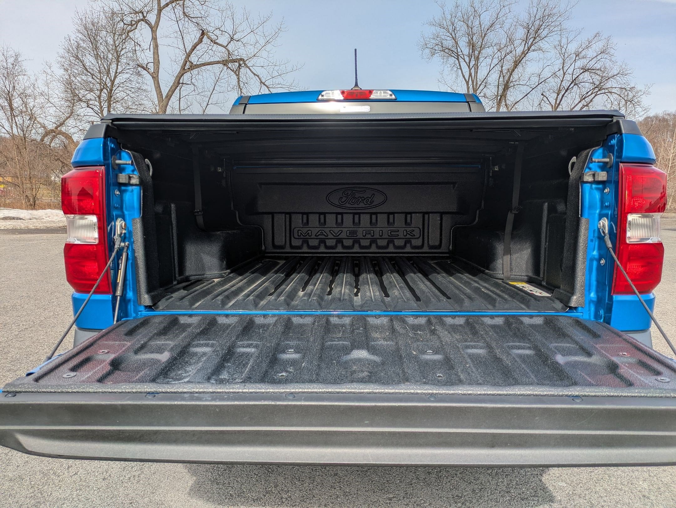 2022 Ford Maverick XL