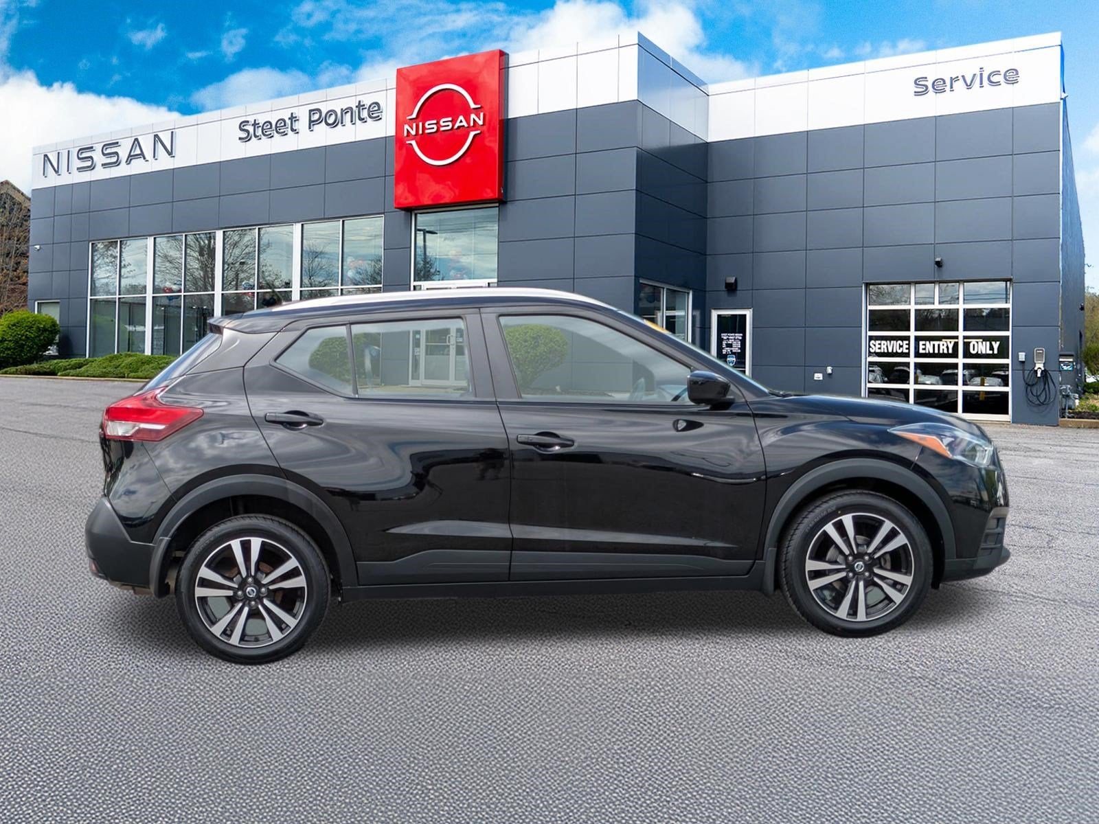 2019 Nissan Kicks SV