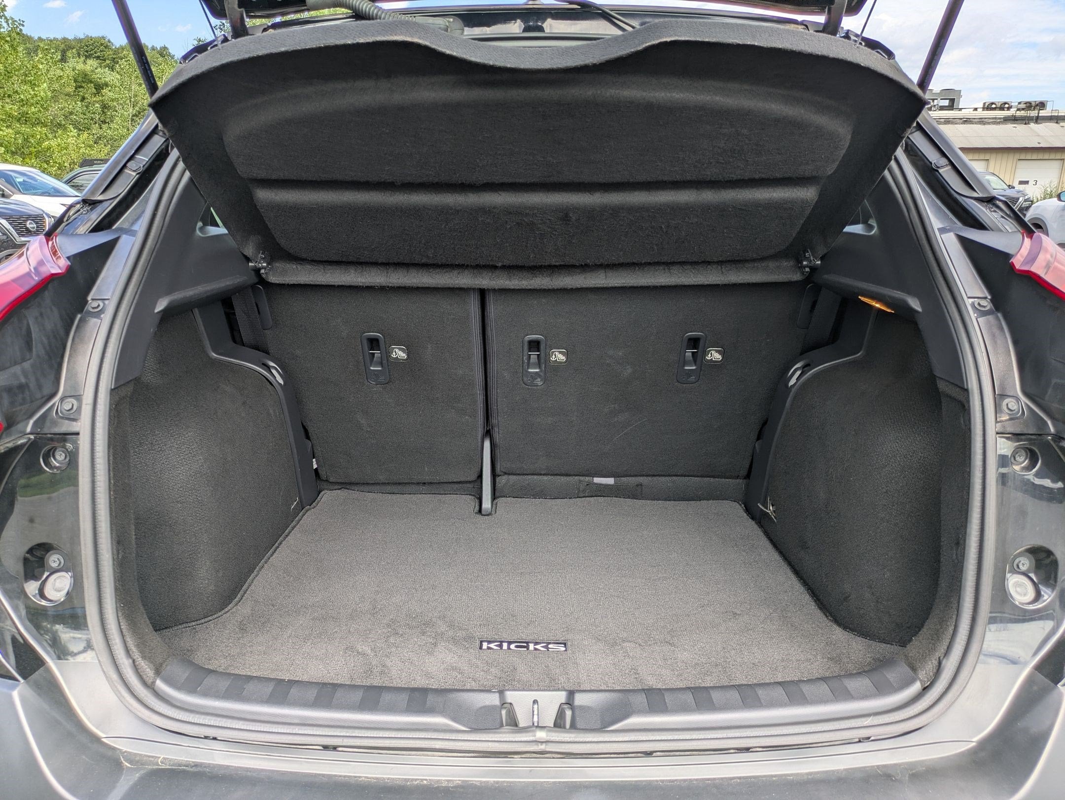 2019 Nissan Kicks SV