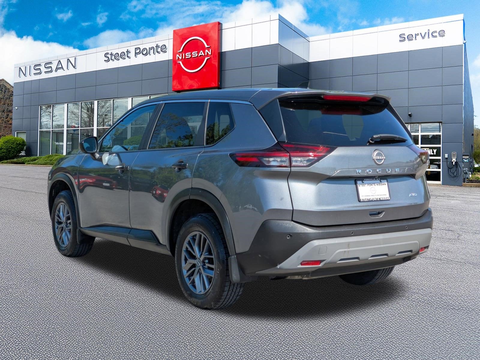 2023 Nissan Rogue S