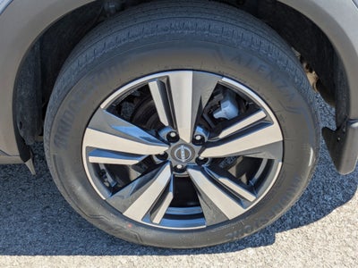2022 Nissan Rogue SL