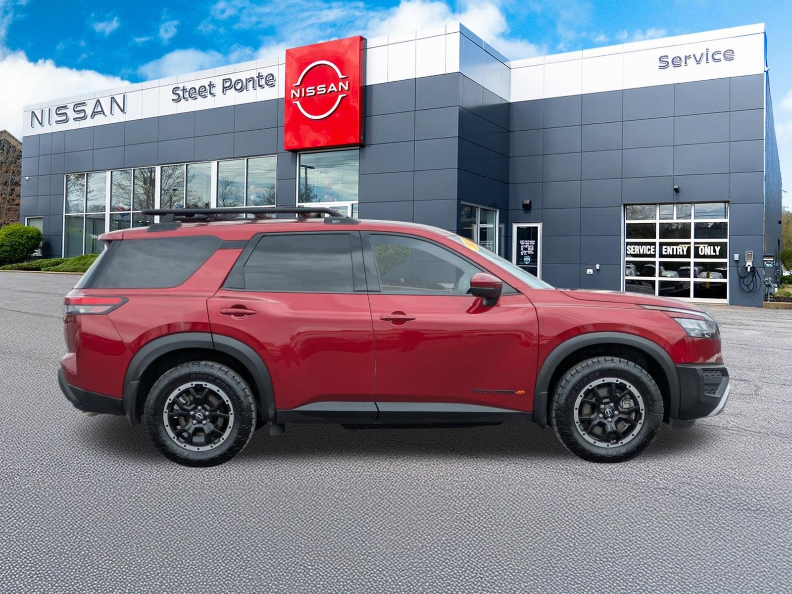2025 Nissan Pathfinder Rock Creek