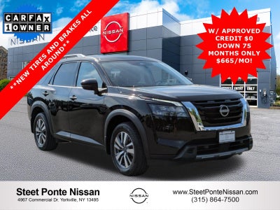 2025 Nissan Pathfinder SL