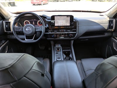 2022 Nissan Pathfinder Platinum