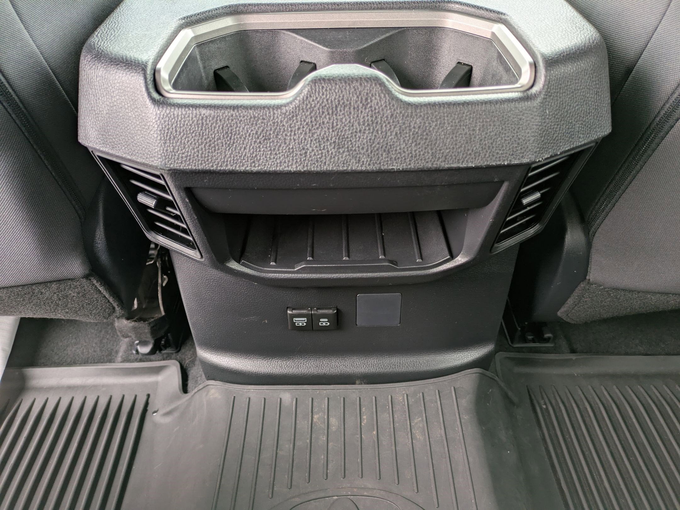 2025 Toyota Tundra 4WD SR5