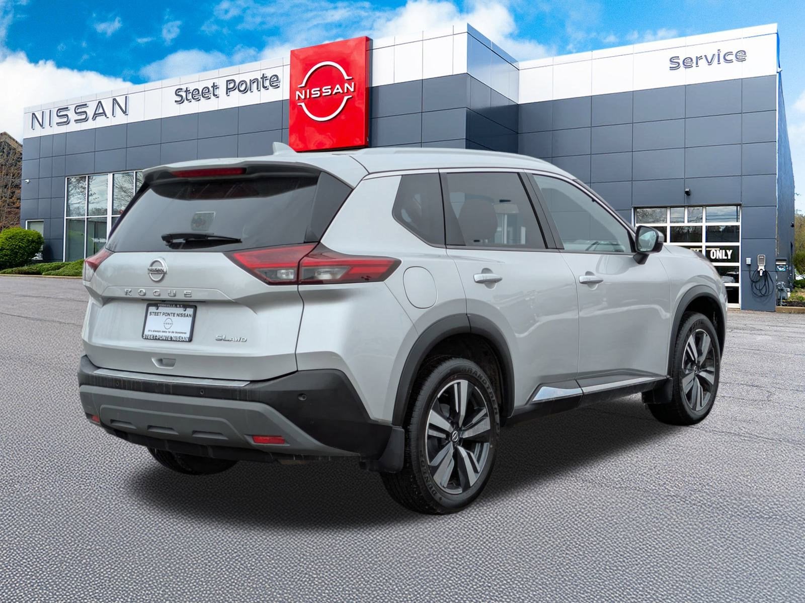 2021 Nissan Rogue SL