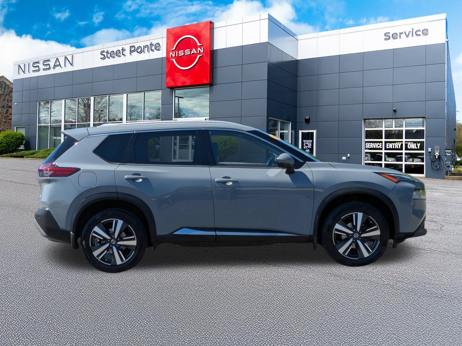 2021 Nissan Rogue SL