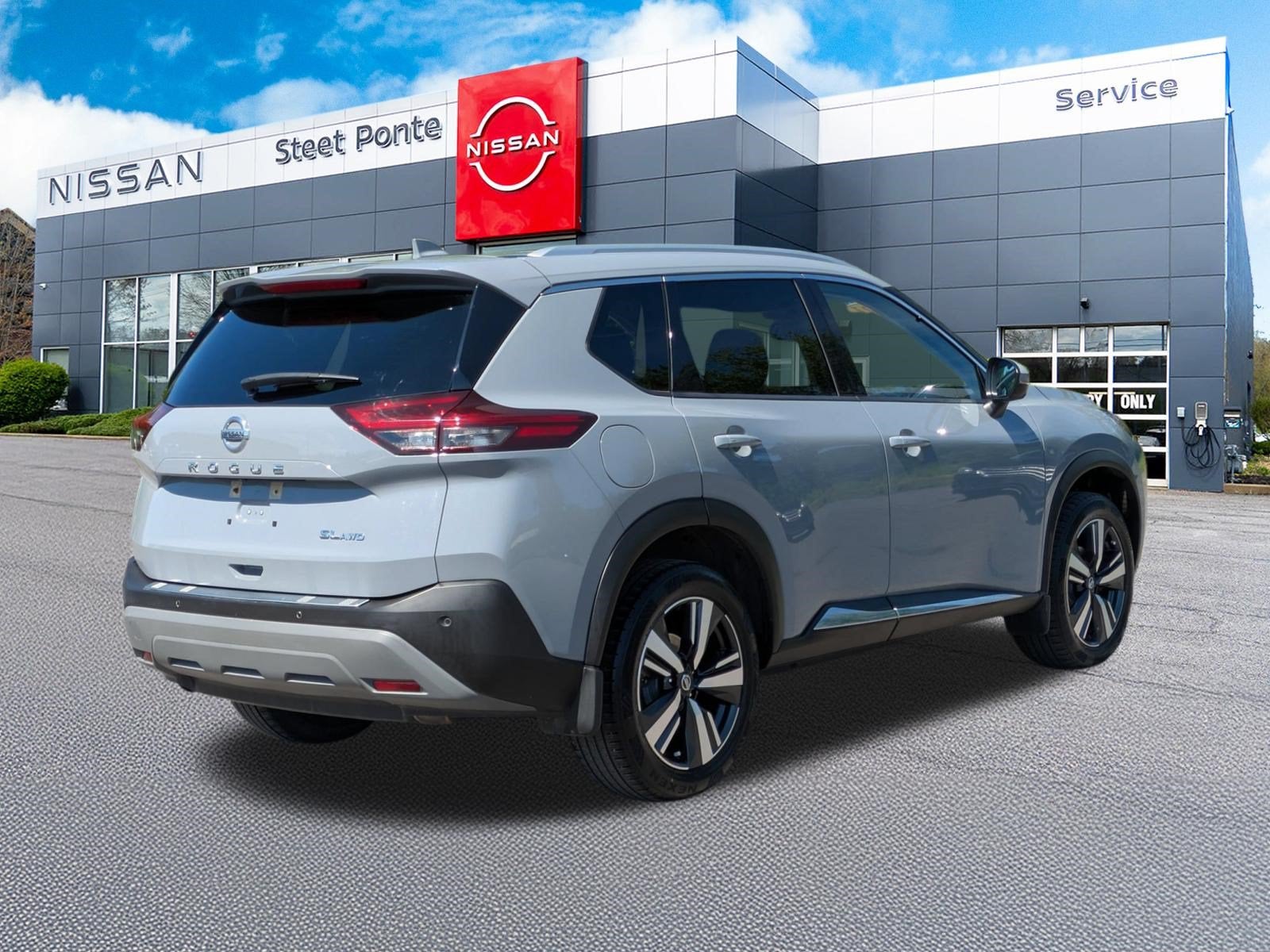 2021 Nissan Rogue SL