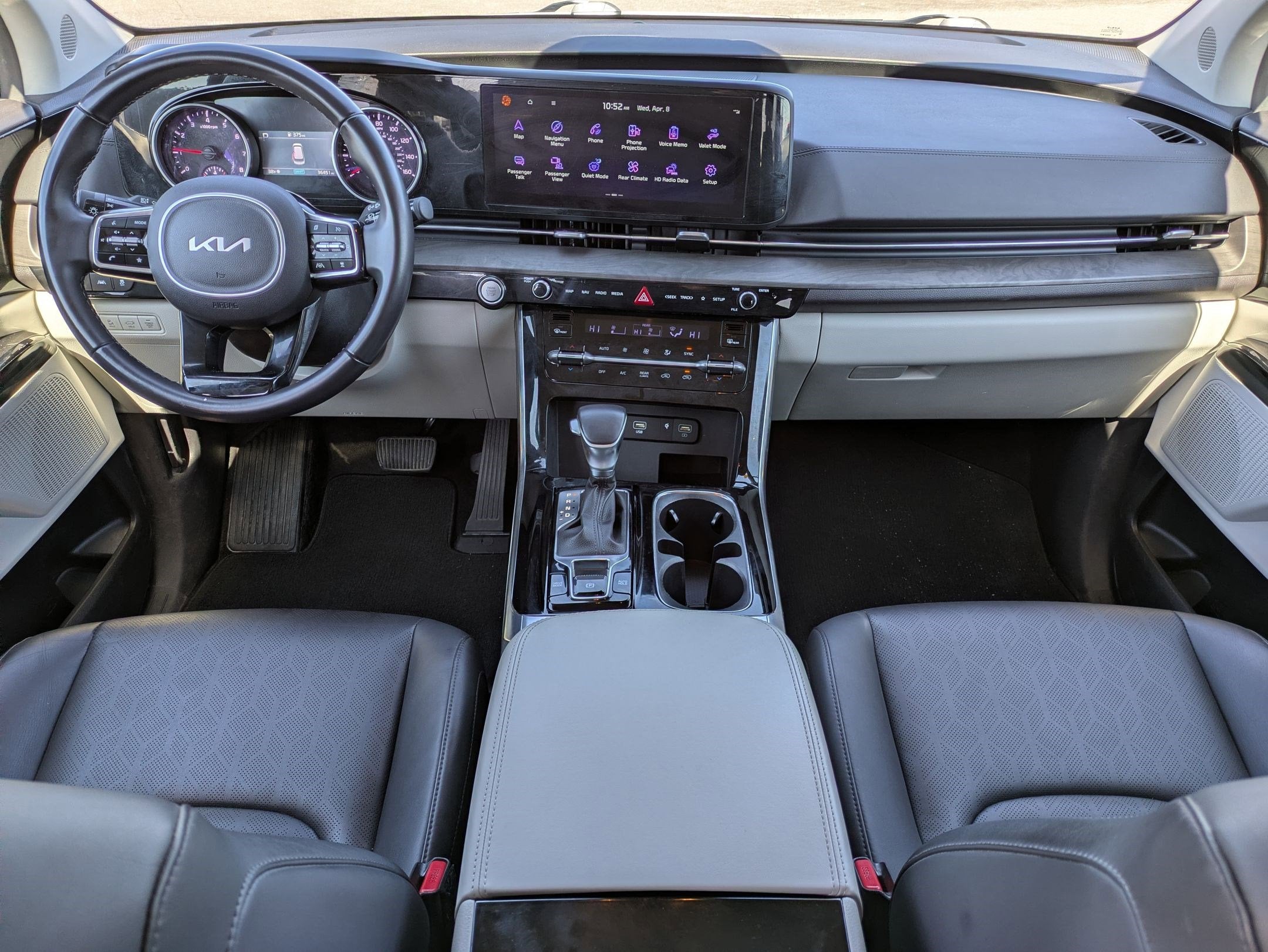 2024 Kia Carnival EX