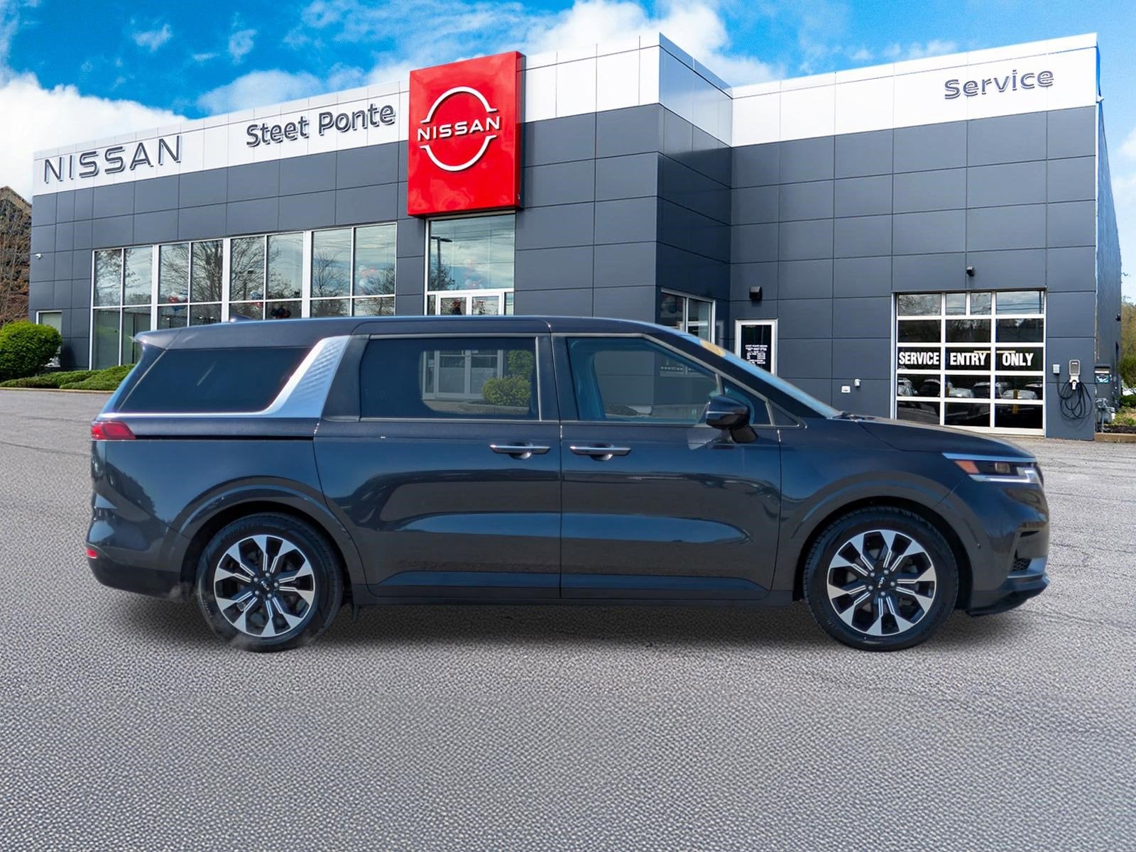 2024 Kia Carnival EX