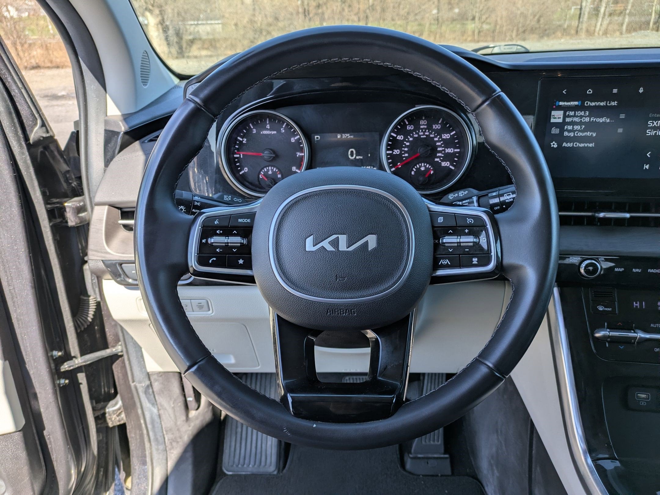 2024 Kia Carnival EX