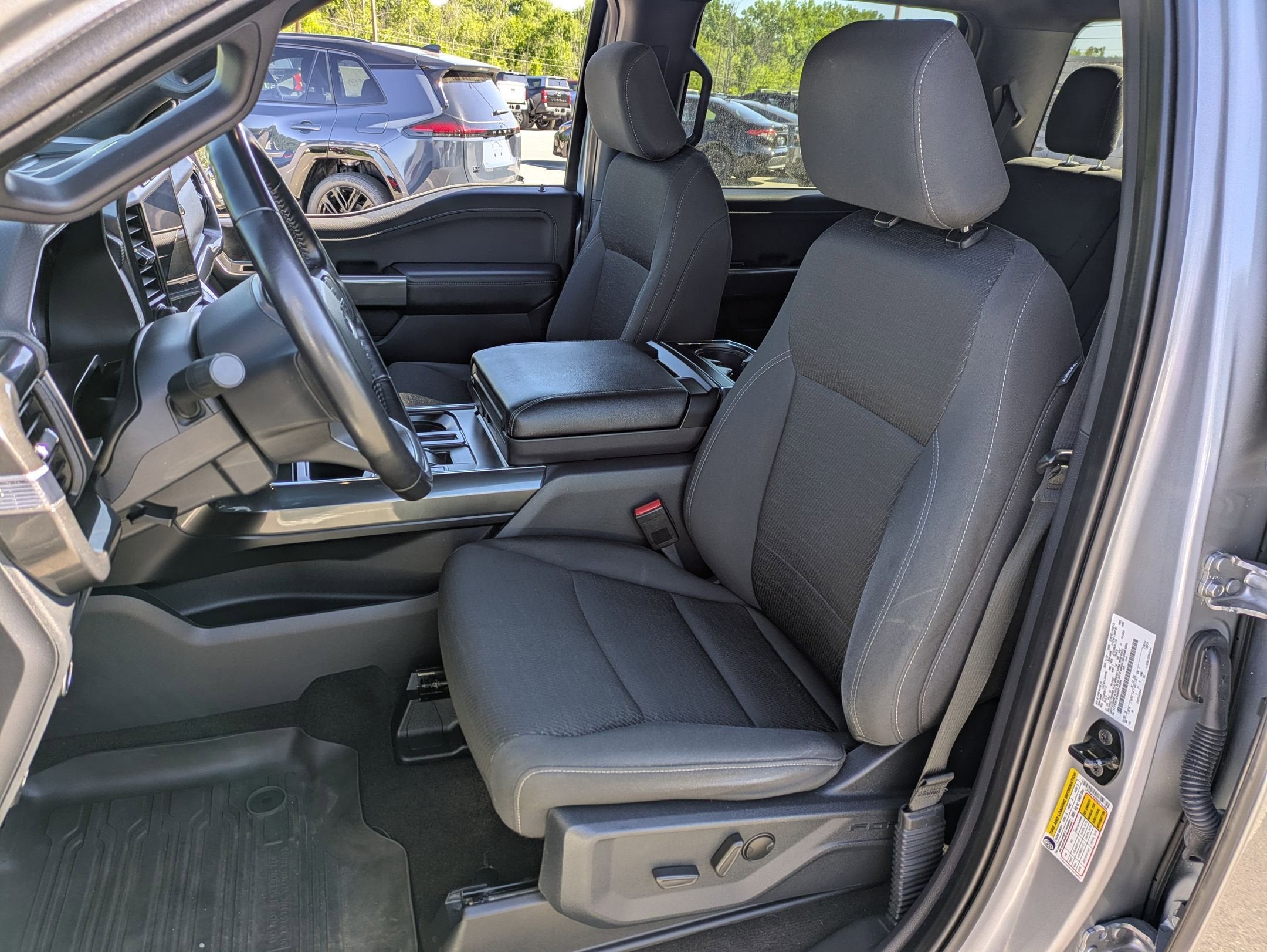 2022 Ford F-150 Base