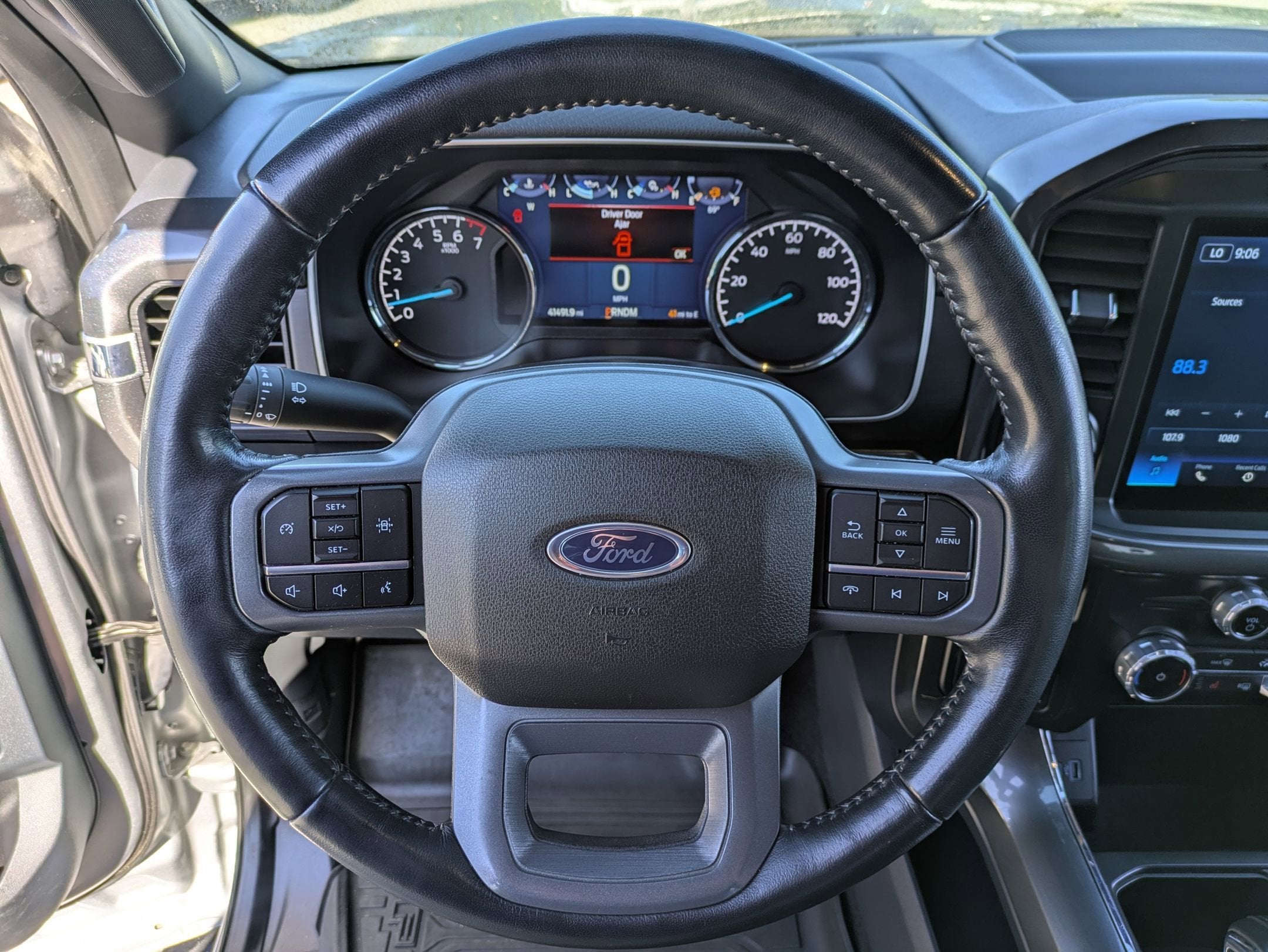 2022 Ford F-150 Base