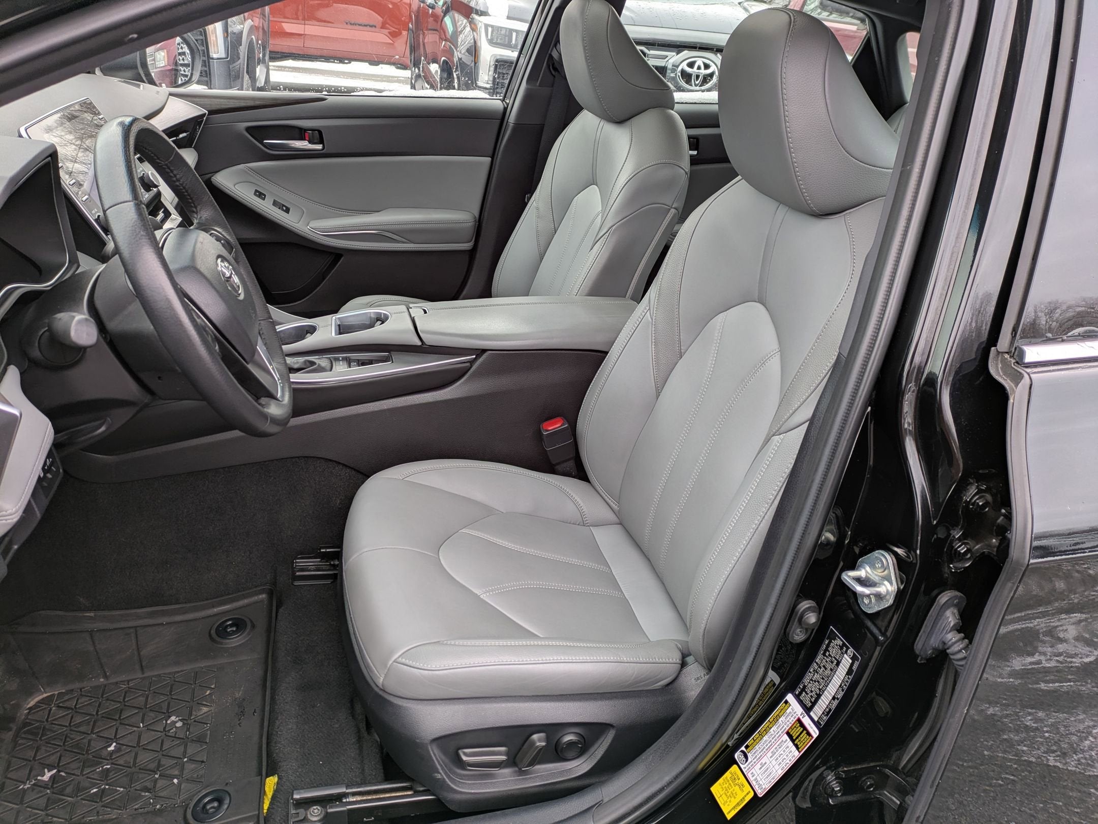 2022 Toyota Avalon XLE