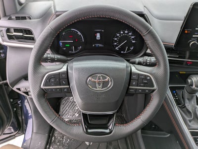 2023 Toyota Sienna Base