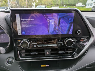 2023 Toyota Highlander Hybrid Platinum