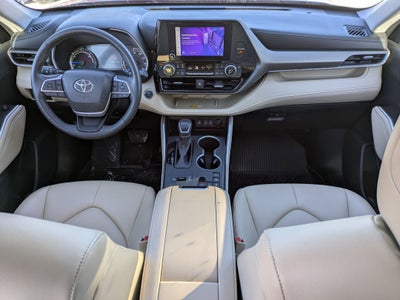 2023 Toyota Highlander Base