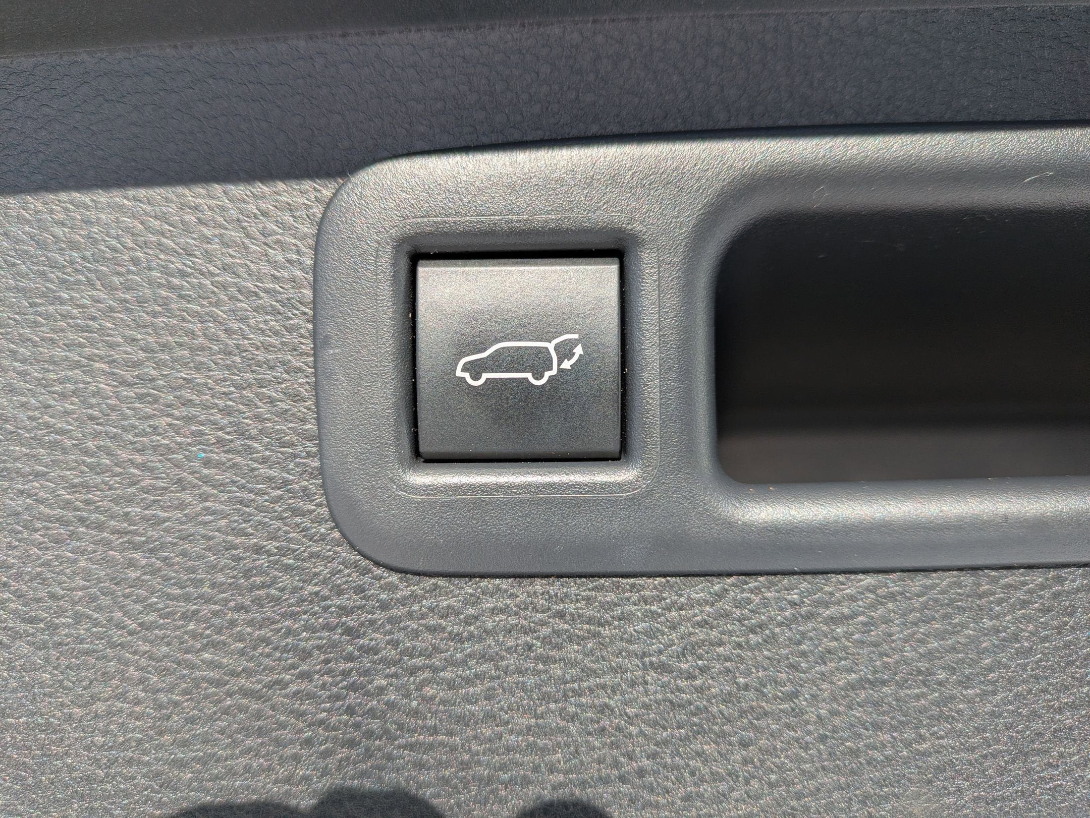 2023 Toyota Highlander Base