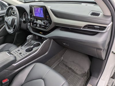 2023 Toyota Highlander Base