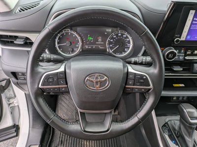 2023 Toyota Highlander Base