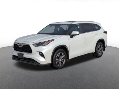 2023 Toyota Highlander Base