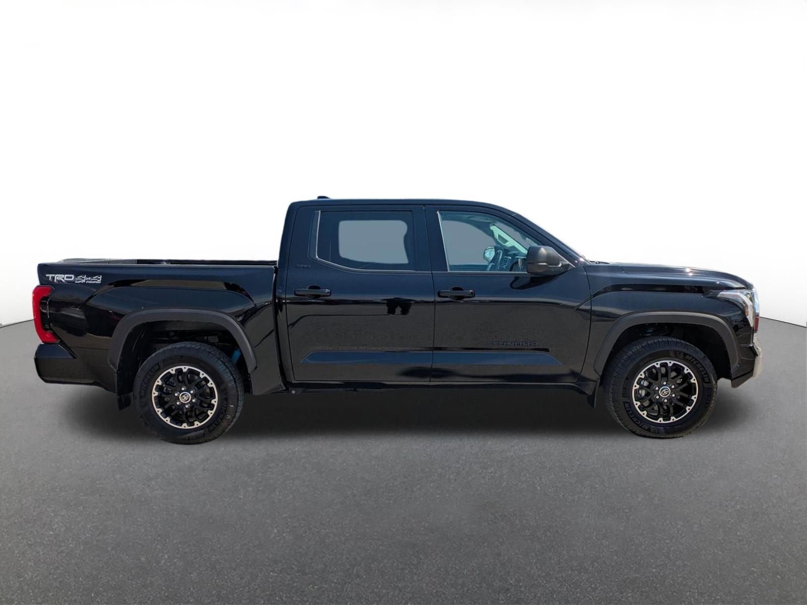 2024 Toyota Tundra 4WD SR5