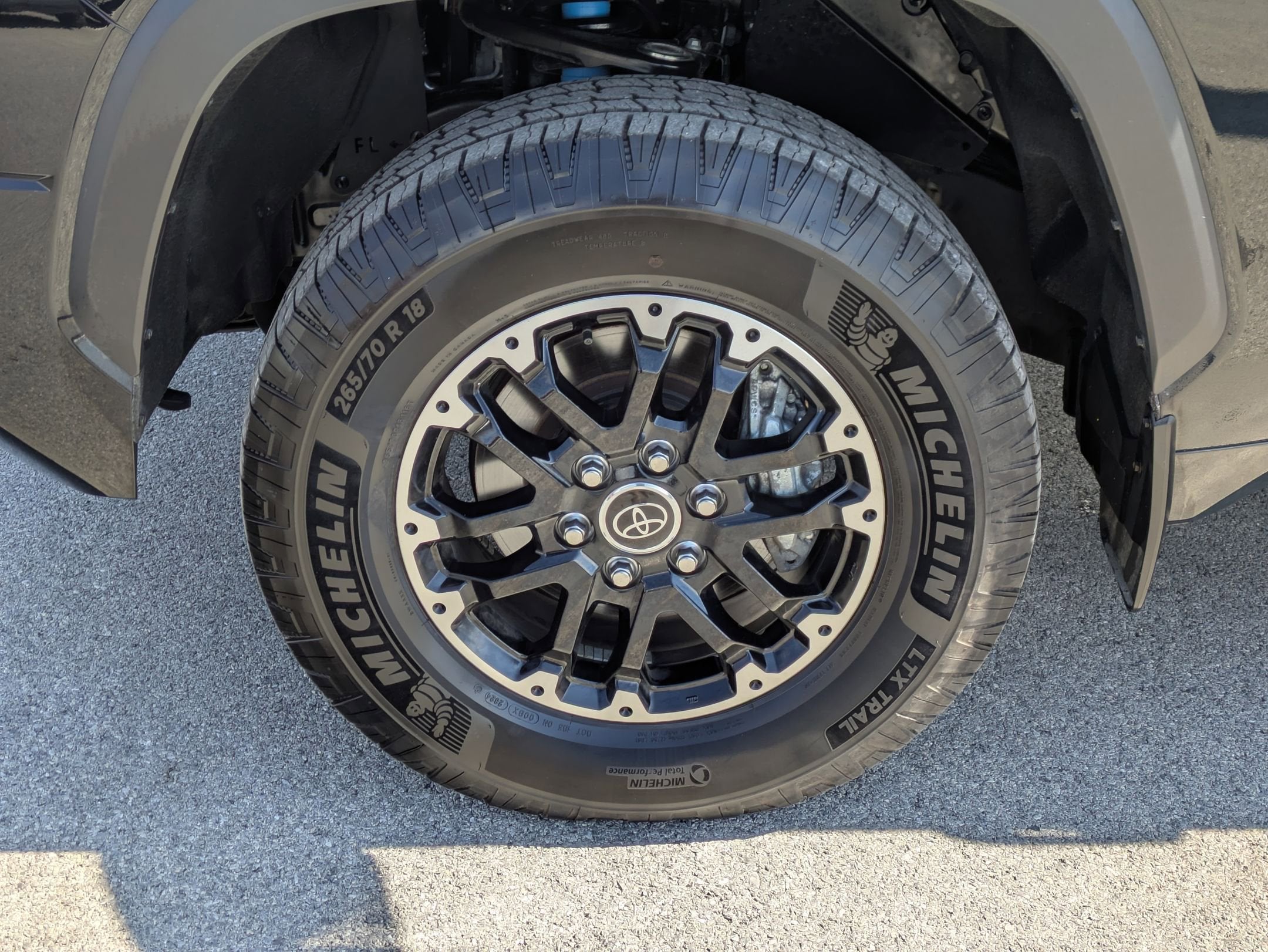 2024 Toyota Tundra 4WD SR5