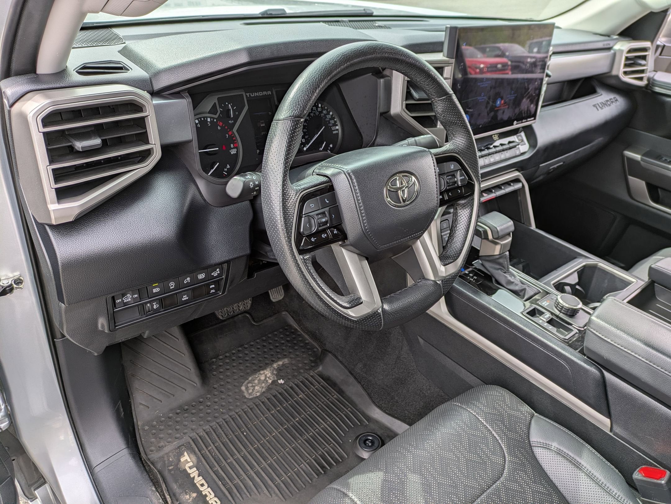 2023 Toyota Tundra 4WD SR5
