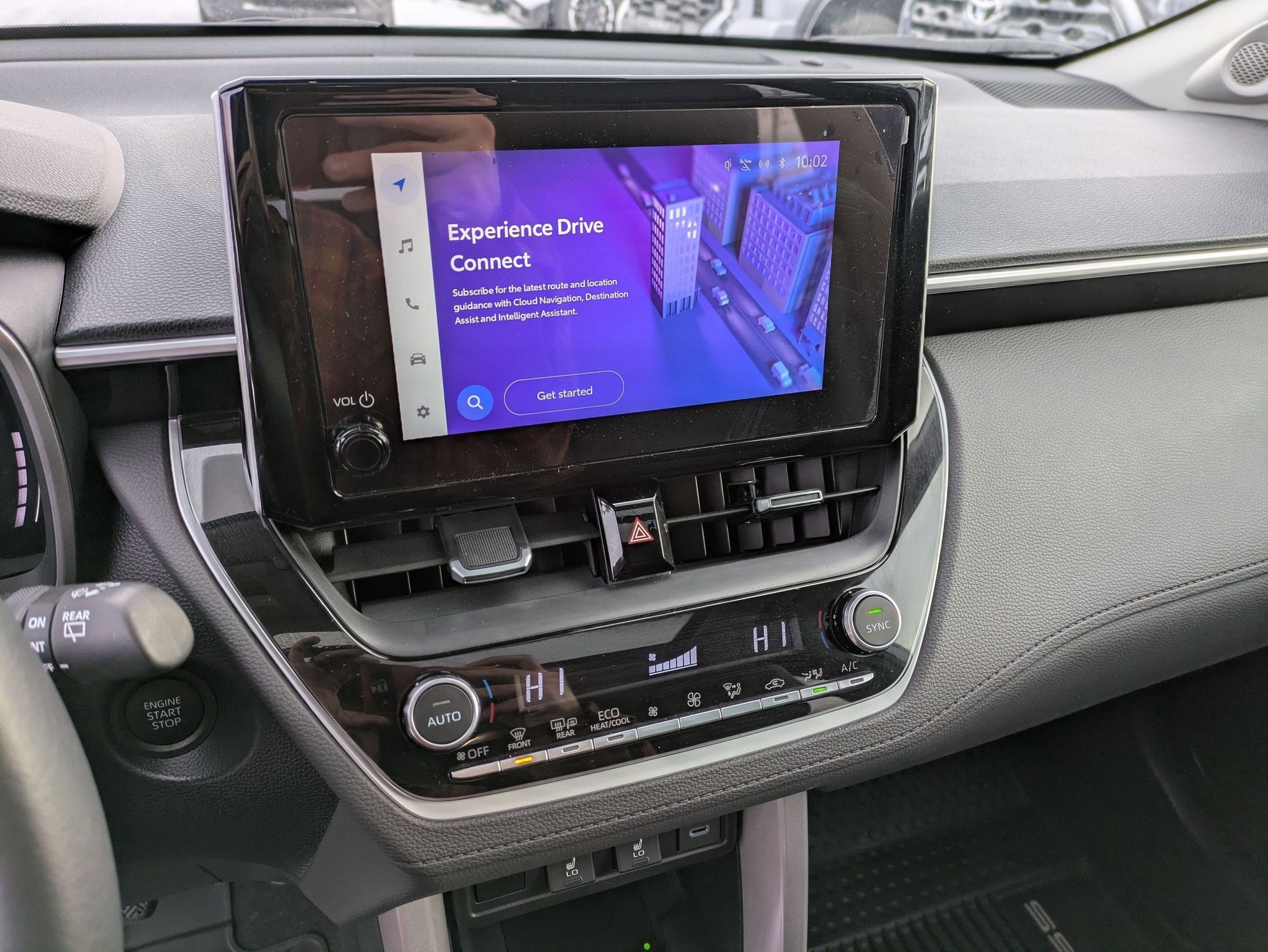 2025 Toyota Corolla Cross XLE