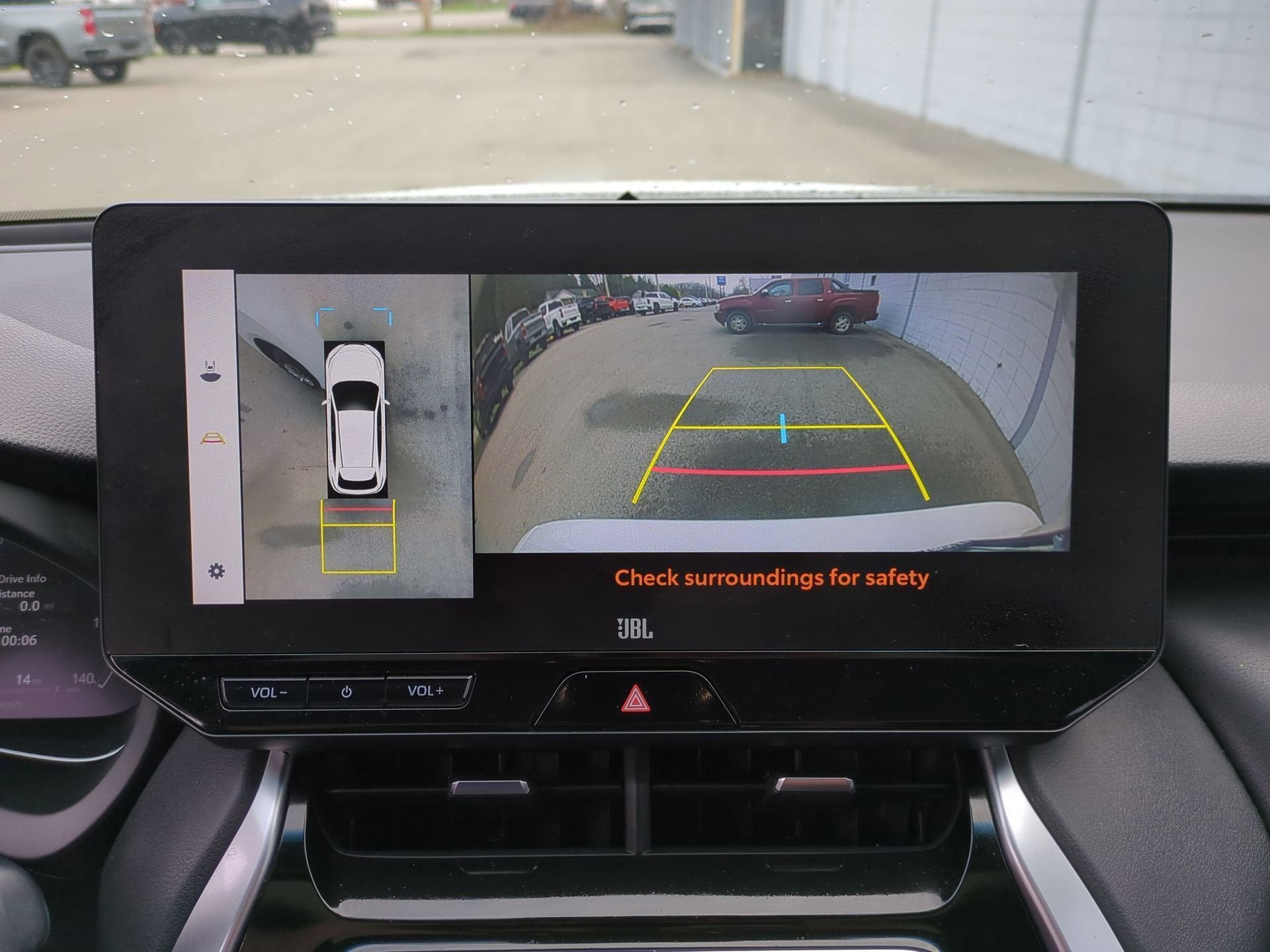 2023 Toyota Venza Base