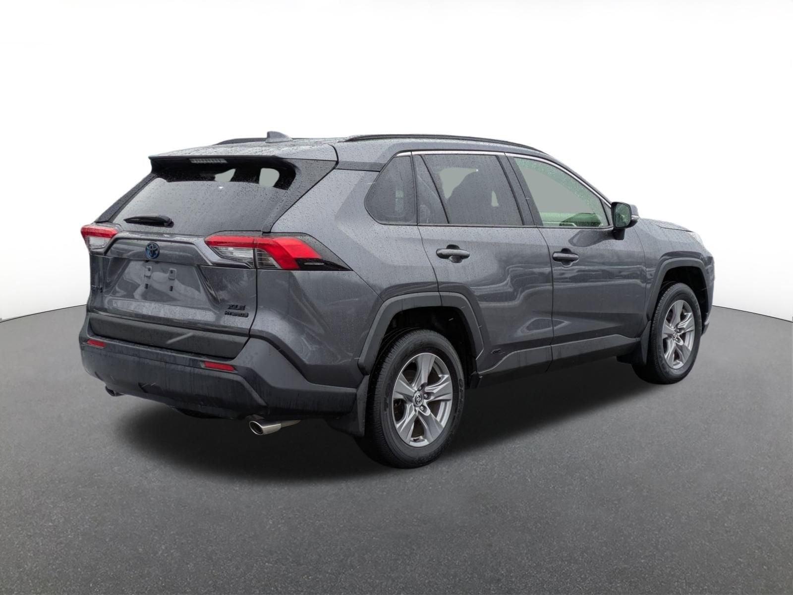 2023 Toyota RAV4 Hybrid XLE
