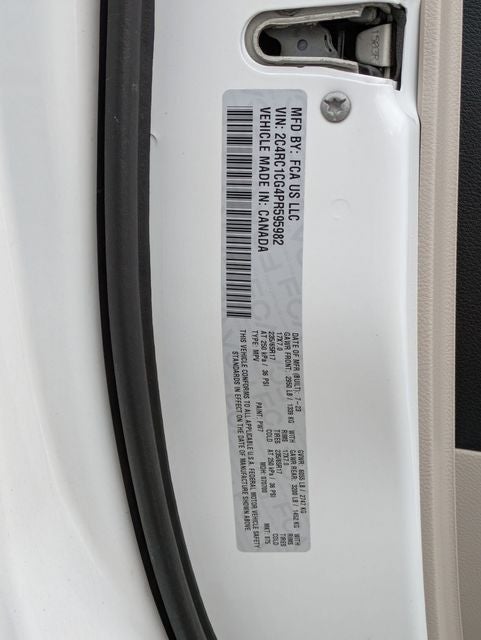 2023 Chrysler Voyager LX