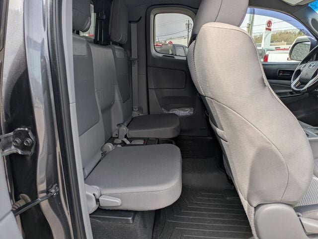 2015 Toyota Tacoma Base V6
