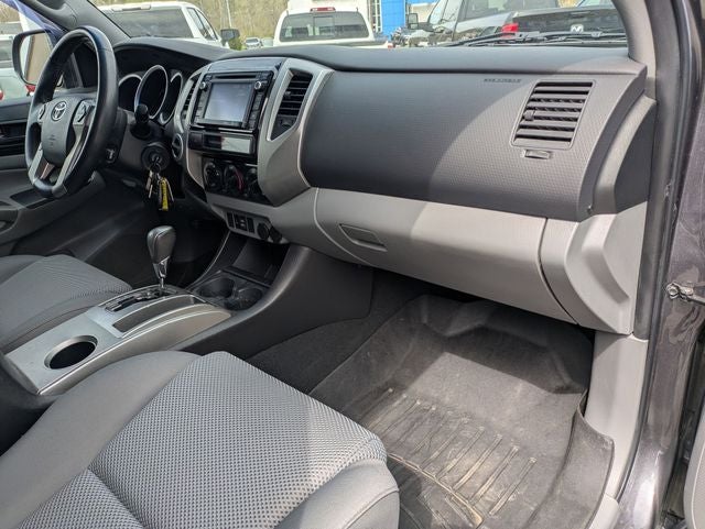 2015 Toyota Tacoma Base V6