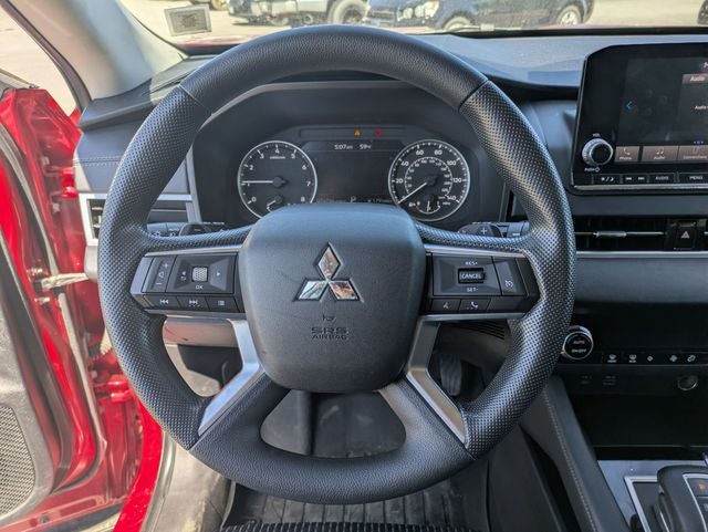 2022 Mitsubishi Outlander ES