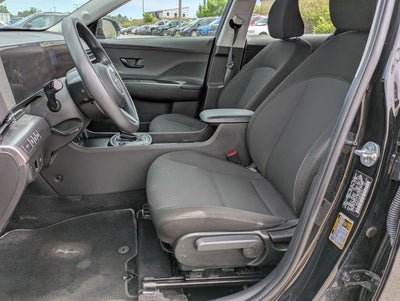 2025 Hyundai Kona SE