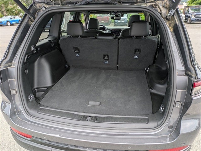 2022 Jeep Grand Cherokee Altitude