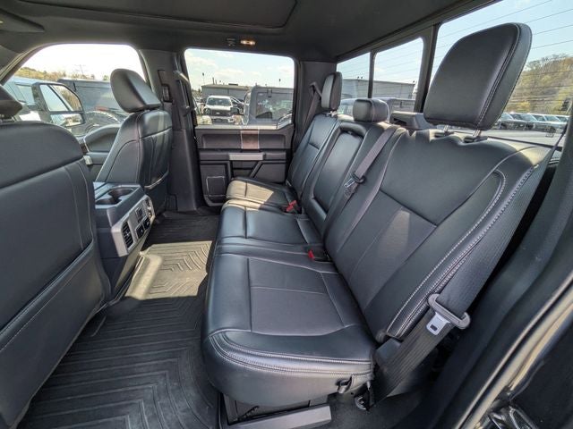2022 Ford F-350SD Lariat
